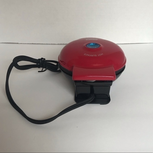 Nwt - Dash, Red Mini Maker Grill. 4” Cooking Surface, Non-Stick, 350 Watts. - Picture 6 of 12